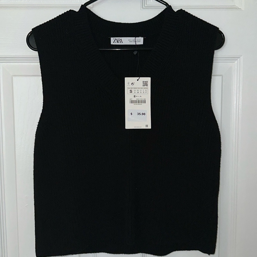 Black zara sweater vest NWT
